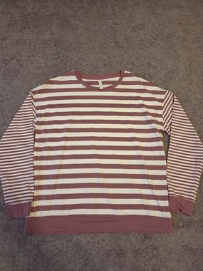 Miiyu par Simons Pink Striped Long Sleeve Lounge Top Crewneck Womens Large